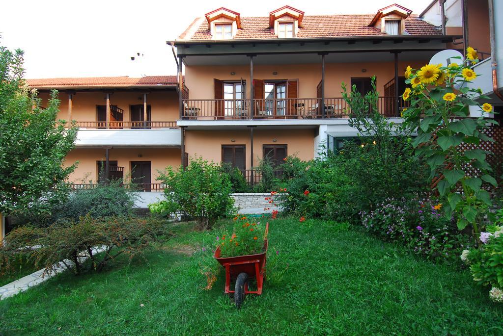 Hotel Papanastasiou Eláti Exteriér fotografie
