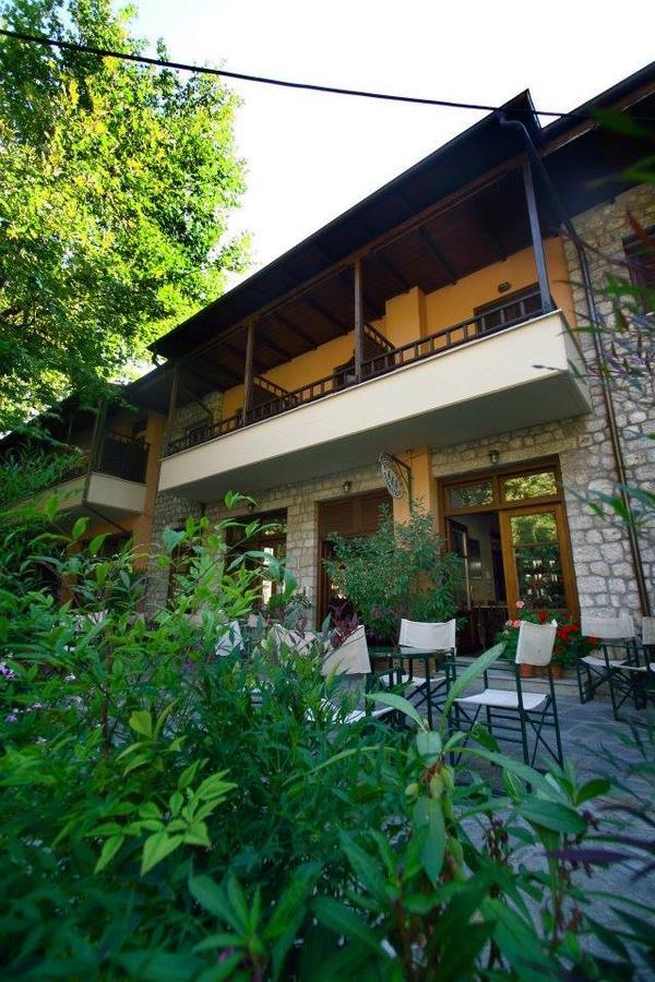 Hotel Papanastasiou Eláti Exteriér fotografie